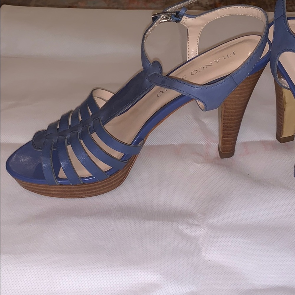 Shoes - Picture 2 of 4